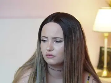 Bongacams Free Live Porn of AdelineMoon