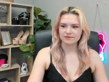 Bongacams Private Sex Chat of SweetLilyxo