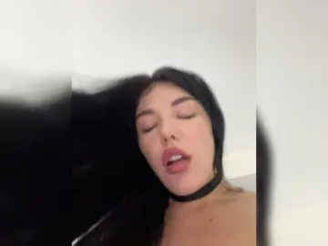 Bongacams Best Webcam of MissDesire