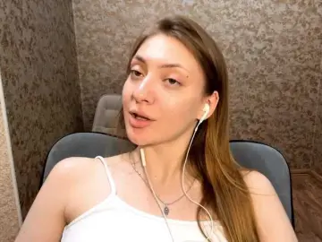 Bongacams Nude Webcam of MyrticeDollen