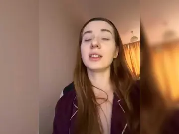 Bongacams Sex Cam of WICKEDEMBER