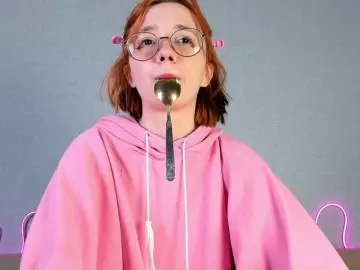 Bongacams Free Porn Cam of Dark-Willlow