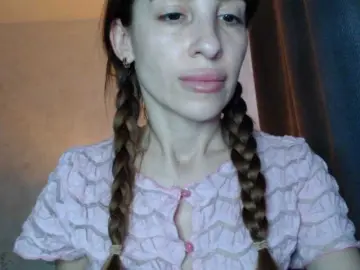 Bongacams Watch Live Sex Cams of NoraSweet