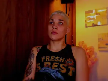 Bongacams Free Porn Cam of LauraR