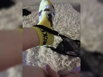 Bongacams Best live sex cam show of amazingtits-5D