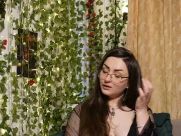 Bongacams Sex Chat of NaughtYHomemadE