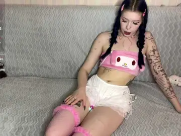 Bongacams Free Live Porn of LisaCuty
