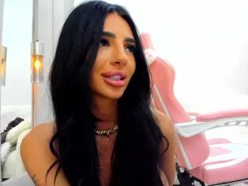 Bongacams Watch Live Sex Cams of BritneyCharm