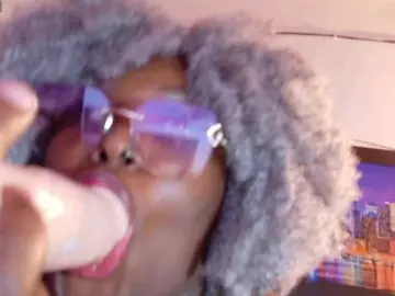 Bongacams Free Live Porn of ebony-NeighborMoans