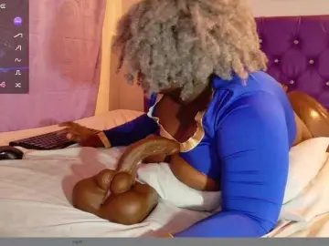 Bongacams Live Porn of ebony-NeighborMoans