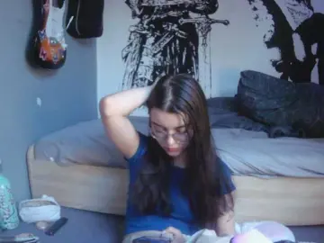 Bongacams Sex Cam of kitsun0ira