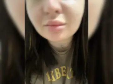 Bongacams Watch Live Sex Cams of Swettypussy69