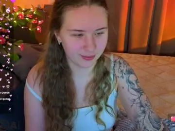 Bongacams Live Sex Cam of Elsiee-Cuttiess