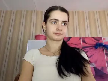 Bongacams Watch Live Sex Cams of NuWine