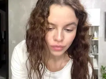 Bongacams Nude Webcam of KatriceSarcone