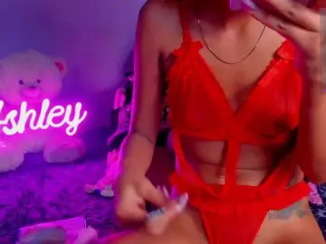 Bongacams Nude Webcam of ashley-jenner