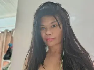 AnnaJulianna