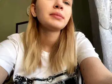 Bongacams Watch Live Sex Cams of HerminiaLanting