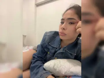 Bongacams Live Sex Cam of LeiaStone