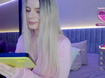 Bongacams Watch Live Sex Cams of Monika-22