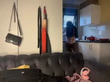 Bongacams Sex Cam of SexyBaddie