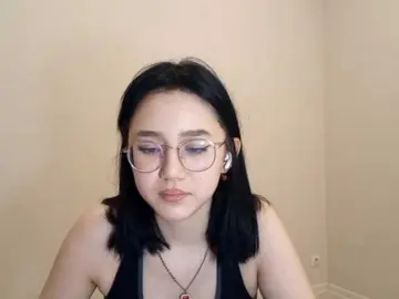 Bongacams Watch Live Sex Cams of MyrleHenggeler