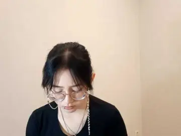 Bongacams Best Webcam of MyrleHenggeler