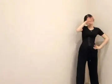 Bongacams Free Live Porn of MyrleHenggeler