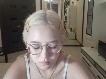 Bongacams Private Sex Chat of MyrleHenggeler