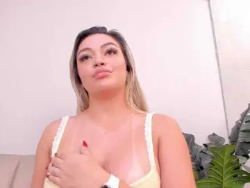 Bongacams Live Sex of milaowens