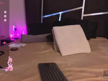 Bongacams Watch Live Sex Cams of KimLuv