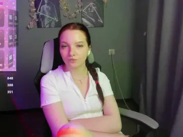 Bongacams Watch Live Sex Cams of AuroraKane