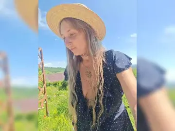 Bongacams Best live sex cam show of dvenasti