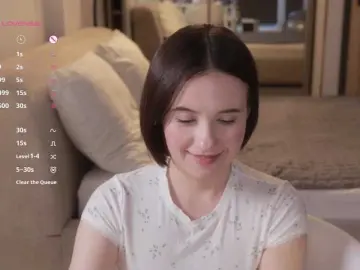 Bongacams Sex Cam of -FemaleEssence-