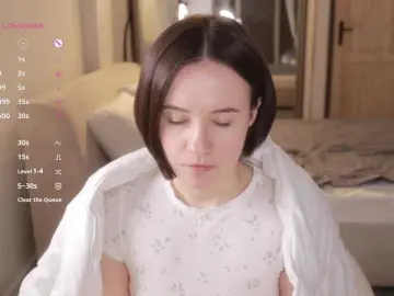 Bongacams Live Porn of -FemaleEssence-