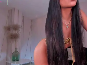 Bongacams Nude Webcam of BellaCarteer