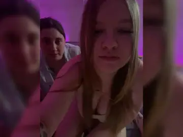 Bongacams Watch Live Sex Cams of FackBeachTrup