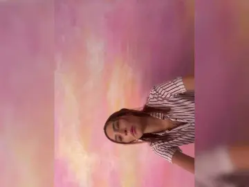 Bongacams Nude Webcam of Megan-Holly