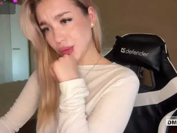 Bongacams Live Sex Cam of maksisisia