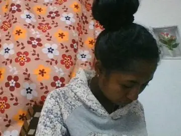 Bongacams Sex Chat of Marinah1a