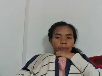 Bongacams Private Sex Chat of Emelie1a