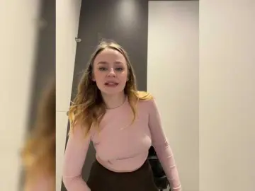 Bongacams Watch Live Sex Cams of elegantbabe