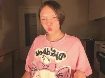 Bongacams Free Live Porn of Cute-Lolly