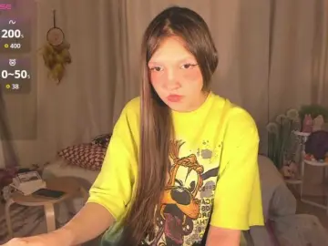 Bongacams Sex Cam of Cute-Lolly