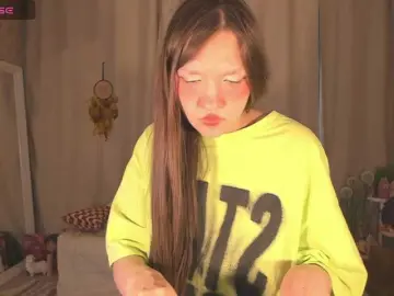 Bongacams Live Sex Cam of Cute-Lolly