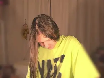 Bongacams Live Sex of Cute-Lolly