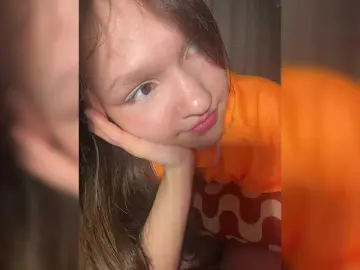 Bongacams Sex Cam of Cute-Lolly