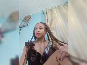 Bongacams Free Porn Cam of Roxanne03