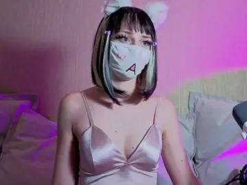Bongacams Nude Webcam of LunaNyan