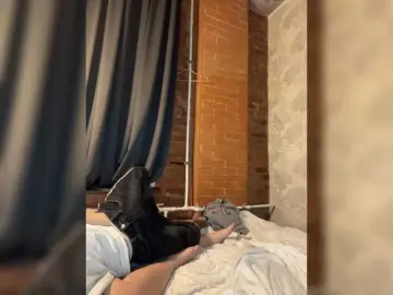 Bongacams Watch Live Sex Cams of ColdPie